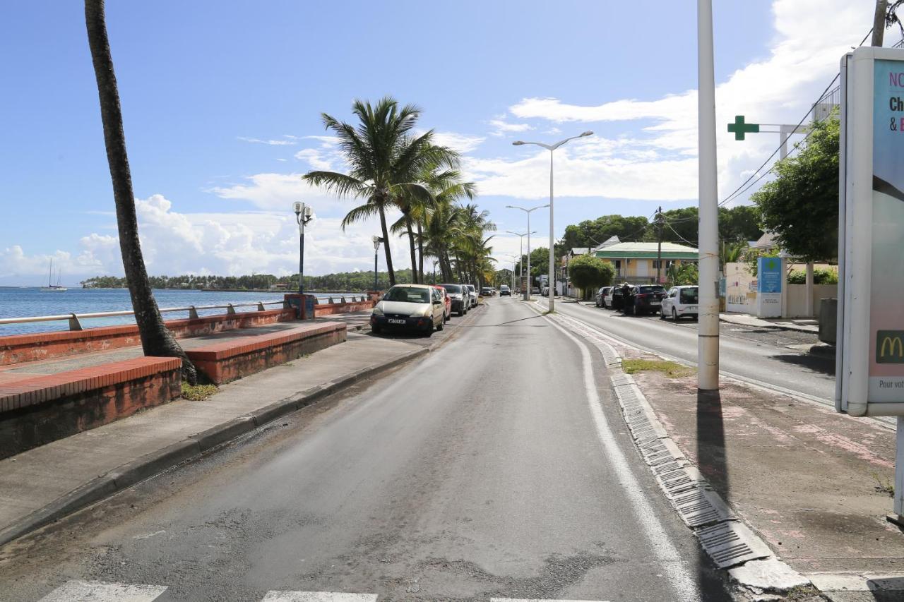 Ferienwohnung Dlo Doubout Les Pieds Dans L'Eau Sainte-Anne  Exterior foto